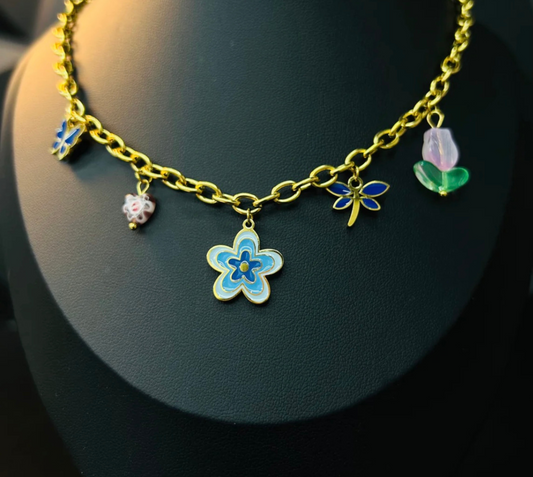 ✨ Collar Charm Esmaltado – Encanto Natural ✨